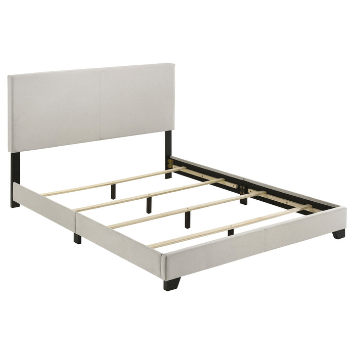 Efram - Panel Bed
