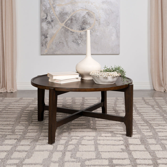 Mavis - Round Table