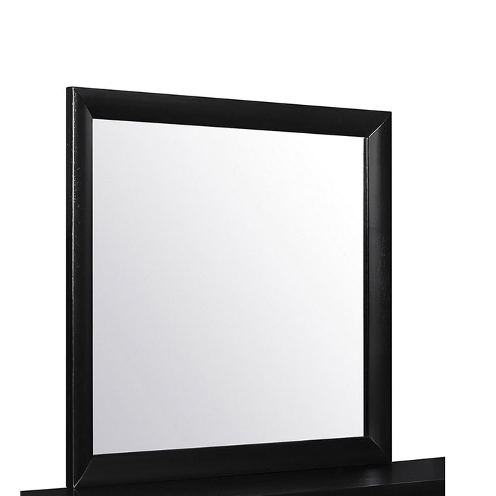 Lucille - Mirror Large Scale Design